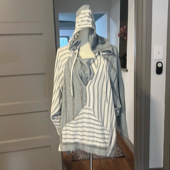 FP pullover - Picture 1 of 6